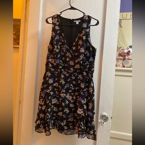 Bar III Women's Black Sleeveless V-Neck Floral A-Line Mini Dress Size 10